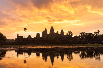 Fototapeta na wymiar Angkor Wat,morning,Sunrise, wonderful sky,Siem Reap Cambodia