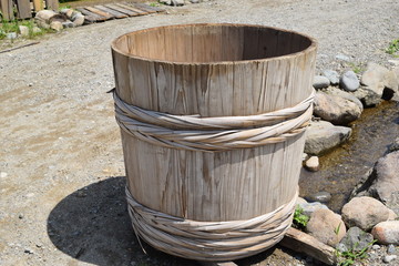 木製の桶