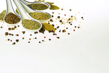 Crédence de cuisine en verre imprimé Herbes Spices and herbs Oriental