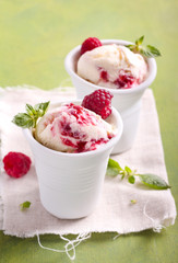 Raspberry ice cream