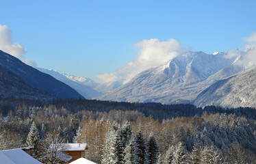 Fototapeta na wymiar Snow-covered Mountains and Valley of the Lechtal Alps (View from Obsteig in Tirol, Austria) in Winter