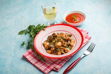 sepia with boletus mushroom and white wine