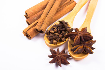 Warming spices - cinnamon, star anise, cloves.