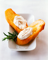 Bread with cream cheese
