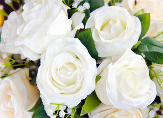 Obraz na płótnie Canvas Bunch of white rose flowers arrangement for decoration