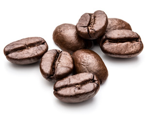 roasted coffee beans isolated in white background cutout