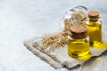 Sesame oil and seeds for healthy eating
