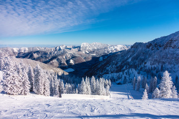 Fototapeta na wymiar Winterliches Bergpanorama
