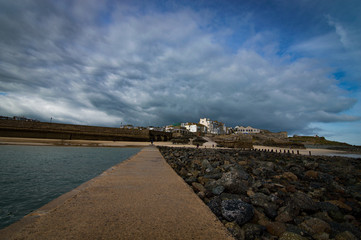 Fototapeta premium clouds over town