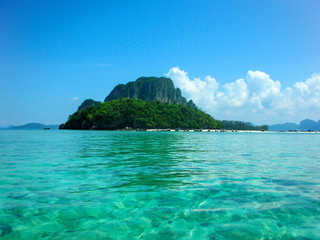 Fototapeta premium View of Tup island, Koh Tup, Andaman sea, Thailand, Asia