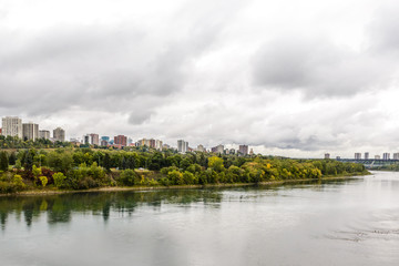 Obraz premium Edmonton from the River