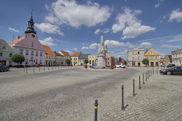 Rydzyna Rynek Główny - Ratusz © sanzios