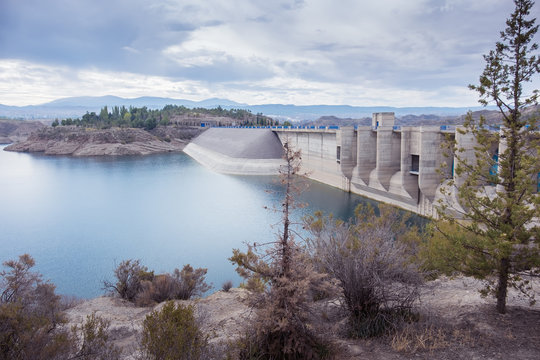 Negratin reservoir