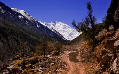 Papier Peint photo Gasherbrum Pakistan, route de Skardu aux prairies féeriques
