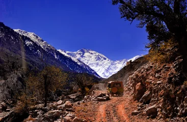Crédence de cuisine en verre imprimé Gasherbrum Pakistan, Road from Skardu to fairy meadows
