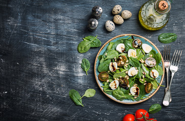 Green salad with spinach