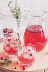 Refreshing drink with cranberries
