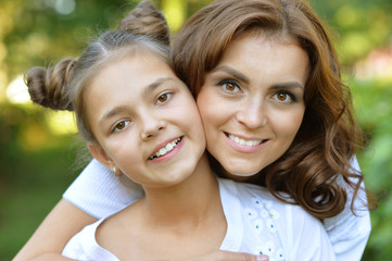 Naklejka premium portrait of mother and daughter