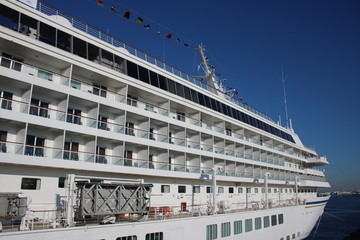 Naklejka premium 豪華客船イメージ