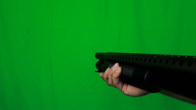 Close Shotgun Pull Out 2 - Green Screen