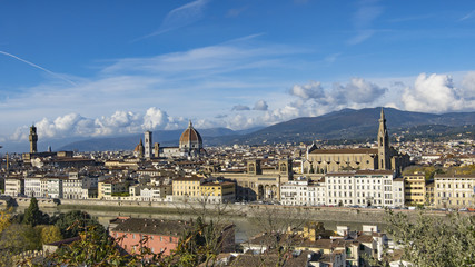 Fototapeta na wymiar Beautiful aerial view of Florence from Piazzale Michelangelo.