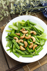 cashew nuts celery