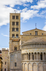 Fototapeta na wymiar Santa Maria della Pieve church in the historical center of Arezz