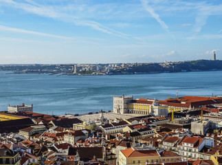 Fototapeta na wymiar Portugal, Lisbon, Praca do Comercio and Tagus River viewed from the Sao Jorge Castle.