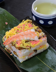 Shrimp sushi with green tea