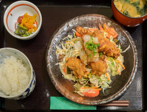 Karaage Japanese fried chicken set meal