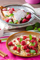 French toast with berries