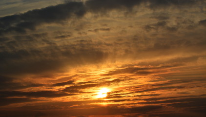 Naklejka na ściany i meble sun sky clouds sunset