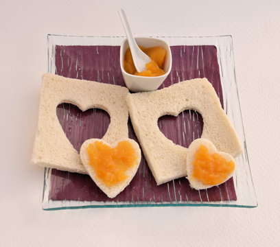 Desayuno de amantes.
Expresi&oacute;n del sentimiento con la pareja.
