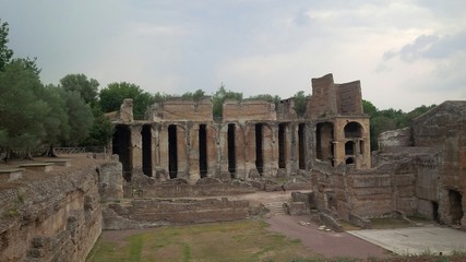 Villa Adriana a Tivoli, Sostruzioni del Pretorio