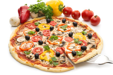 Pizza with ham, pepper and olives