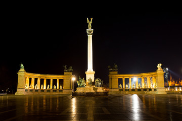 Fototapeta na wymiar Budapest, Hungary, Heroes' Square
