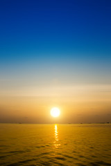 Fototapeta premium Sunset sky and the lake