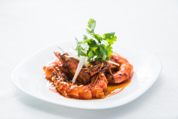 shrimps with sauce