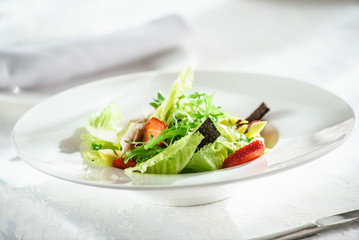 chicken salad with strawberry