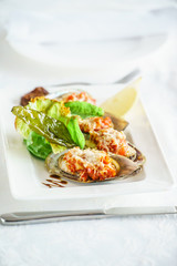 mussels baked with parmesan and herbs