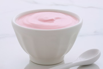 Artisan greek strawberry yogurt