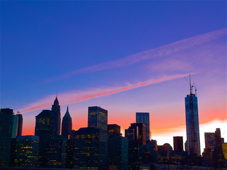 Fototapeta premium Purple sky at magic time,Manhattan downtown,