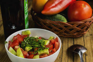 Salad with tomato and verdure