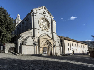 Fototapeta na wymiar Abbazia di Fossanova dei monaci Cistercensi - panorama