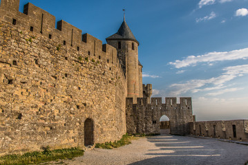 Fototapeta na wymiar Remparts de Carcassonne