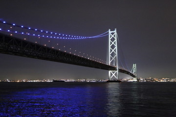 Fototapeta premium 明石海峡大橋ライトアップ