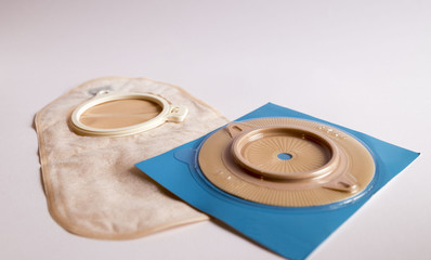 disc and bag for colostoma