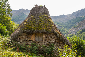 Typical shepherd's hut  in Somiedo National Park
