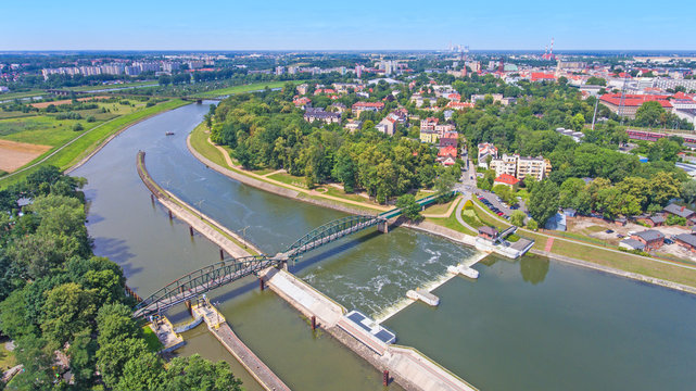 Opole, panorama z lotu ptaka znad wyspy Bolko
