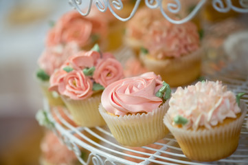 rose cupcake